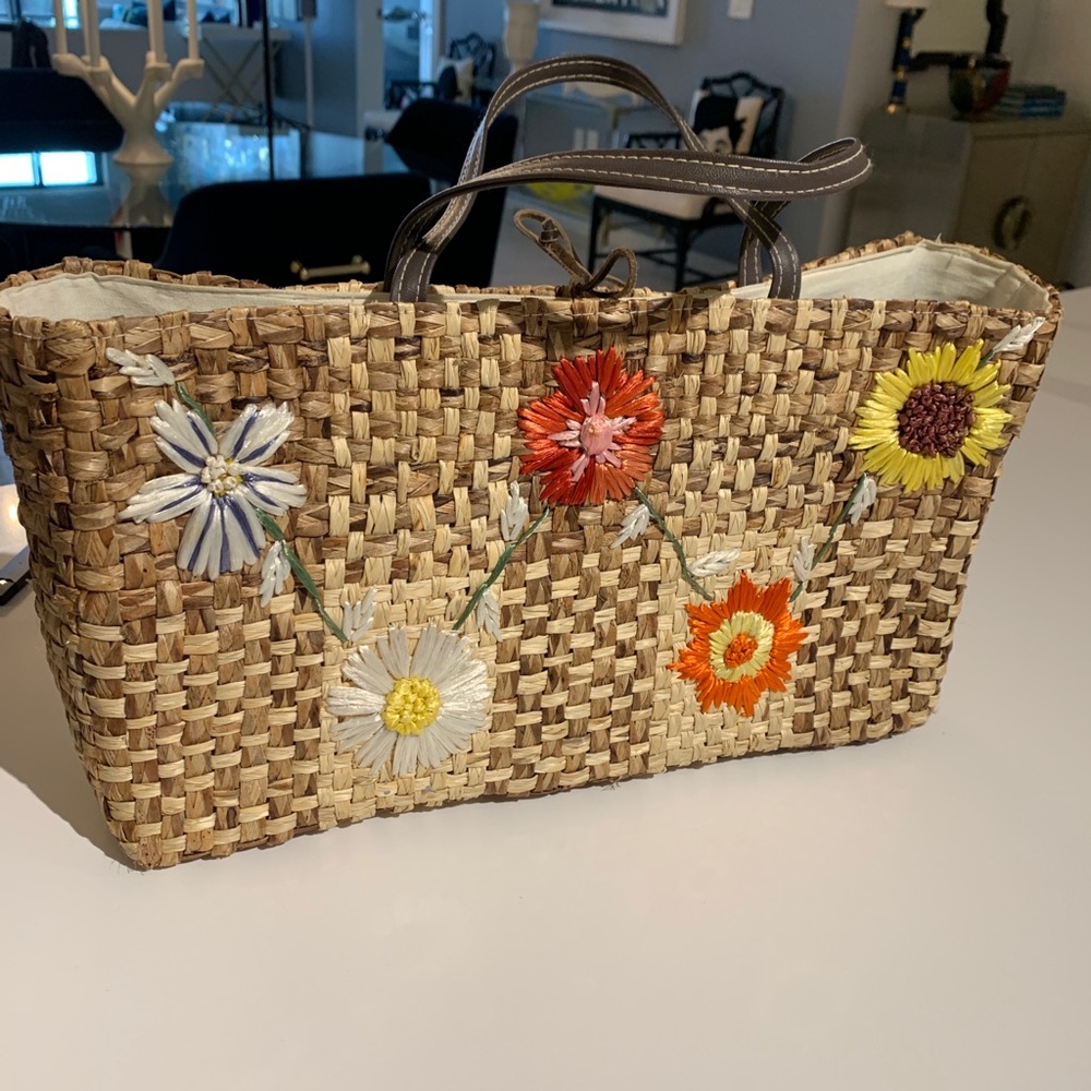PREPPY FEMININE STRAW BAG